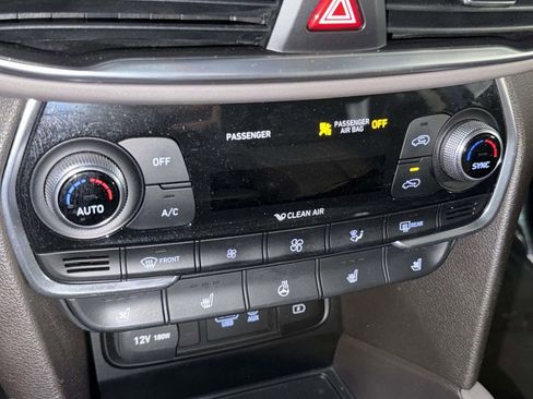 Used 2020 Hyundai Santa Fe Limited image 26