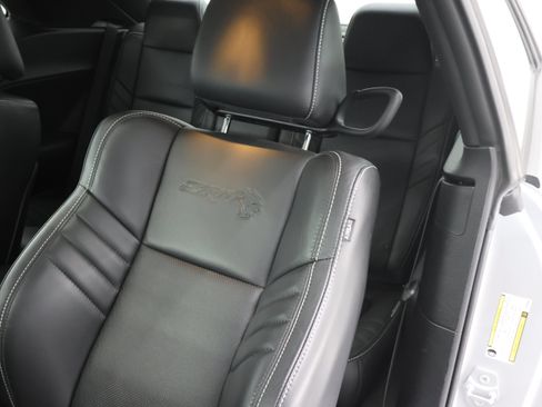 Used 2023 Dodge Challenger SRT Hellcat RWD image 44