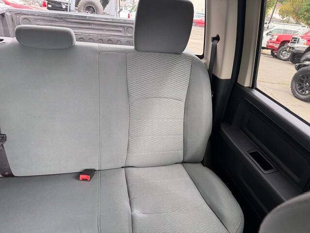 Used 2015 RAM 2500 Tradesman w/ Chrome Appearance Group AWD/4WD image 15