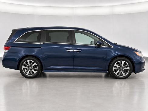 Used 2014 Honda Odyssey Touring image 5