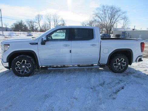 New 2026 GMC Sierra 1500 SLT w/ SLT Premium Plus Package image 9