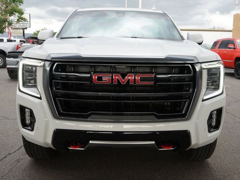 Used 2022 GMC Yukon AT4 image 9