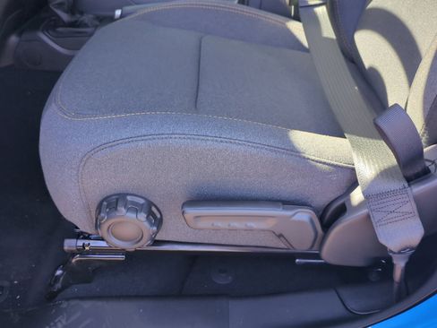 New 2026 Jeep Gladiator Sport image 14