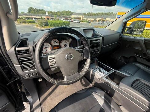 Used 2011 Nissan Titan PRO-4X w/ Pro-4x Technology Pkg AWD/4WD image 11