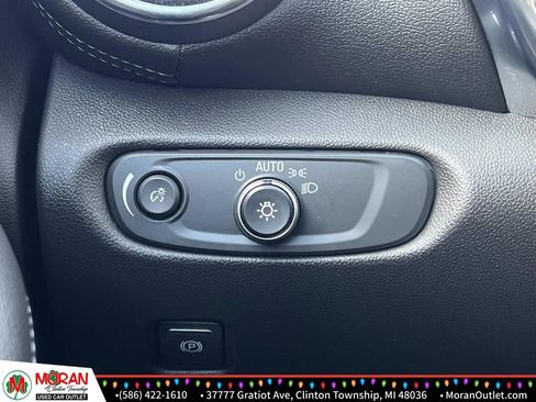 Used 2020 Chevrolet Blazer LT image 25