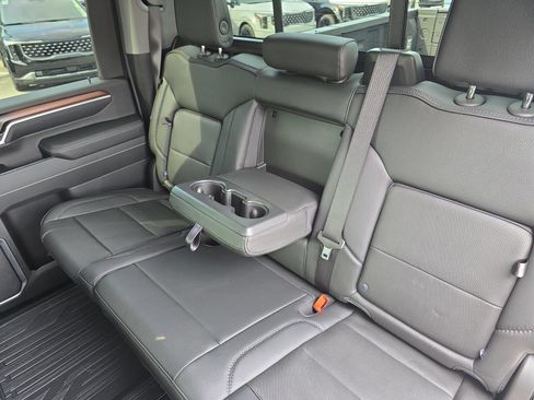 Used 2026 GMC Sierra 2500 Denali w/ Technology Package AWD/4WD image 14
