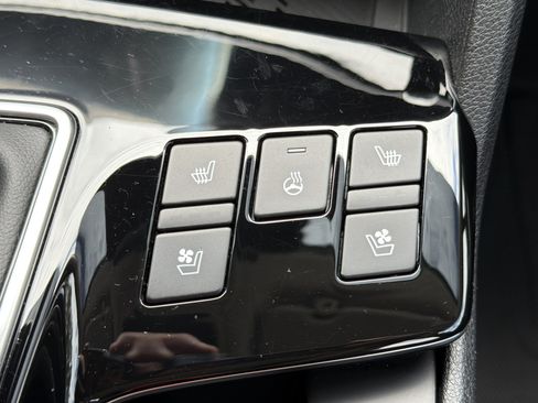Used 2024 Kia Sportage SX FWD image 10