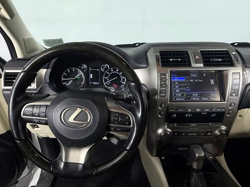 Used 2021 Lexus GX 460 Premium w/ Premium Package AWD/4WD image 12