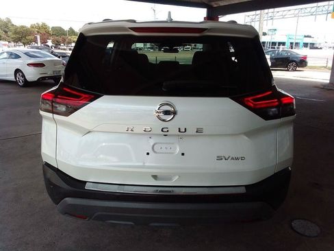 Used 2021 Nissan Rogue SV w/ Premium Package AWD/4WD image 5