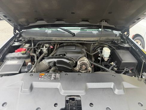 Used 2013 Chevrolet Silverado 1500 LT AWD/4WD image 22