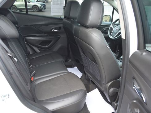 Used 2019 Buick Encore Preferred image 9