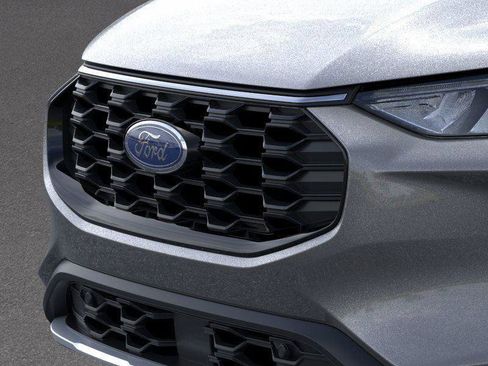 New 2026 Ford Escape ST-Line w/ Tech Pack #1 AWD/4WD image 17