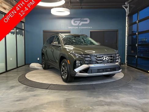 Used 2025 Hyundai Tucson SEL AWD/4WD image 1