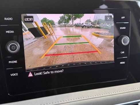 New 2026 Volkswagen Taos SE FWD image 26