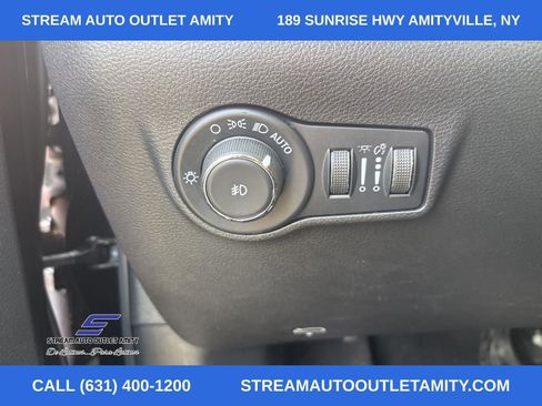 Used 2022 Jeep Compass Limited w/ Sun and Sound Group image 28