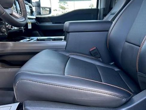 New 2025 Ford F350 Lariat w/ Lariat Ultimate Package image 19