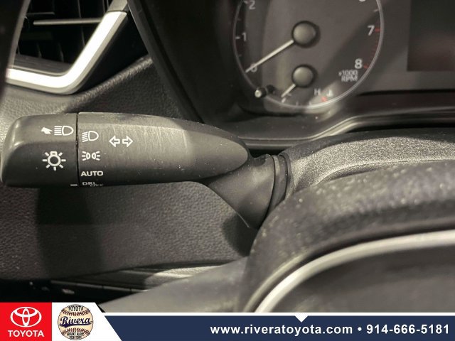 Used 2024 Toyota Corolla SE w/ SE Premium Package FWD image 23