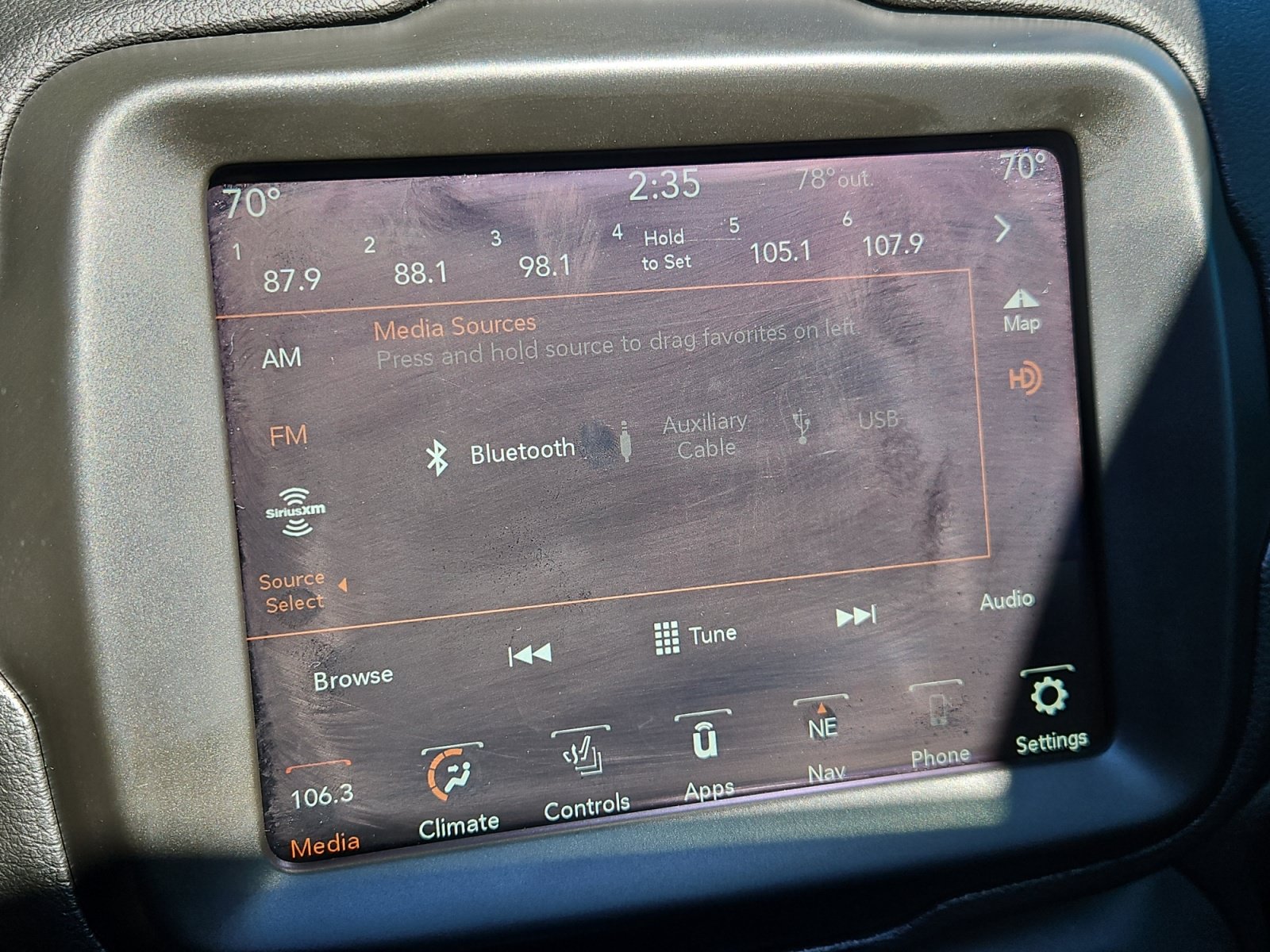 Used 2023 Jeep Renegade Altitude w/ Sun/Sound Group AWD/4WD image 18