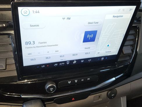 Used 2024 Ford Transit 350 XLT image 36