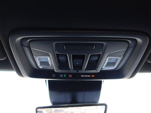 Used 2024 Chevrolet Silverado 2500 High Country w/ High Country Premium Package image 34