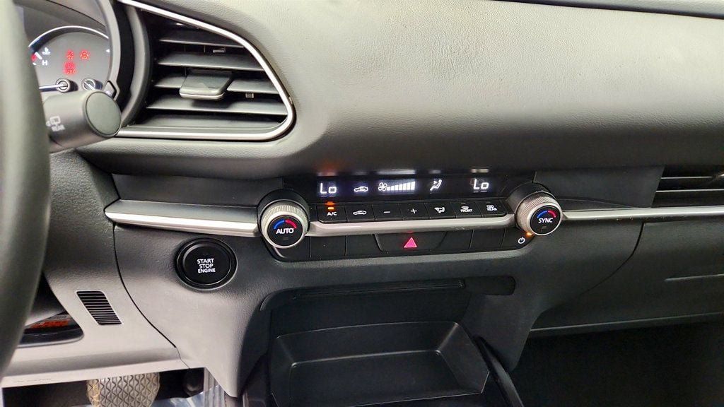 Used 2025 MAZDA CX-30 AWD 2.5 S w/ Select Sport Pkg image 17