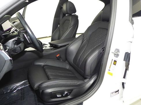 Used 2022 BMW 530i w/ Convenience Package image 21