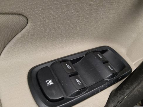 Used 2019 Ford Fiesta SE FWD image 27
