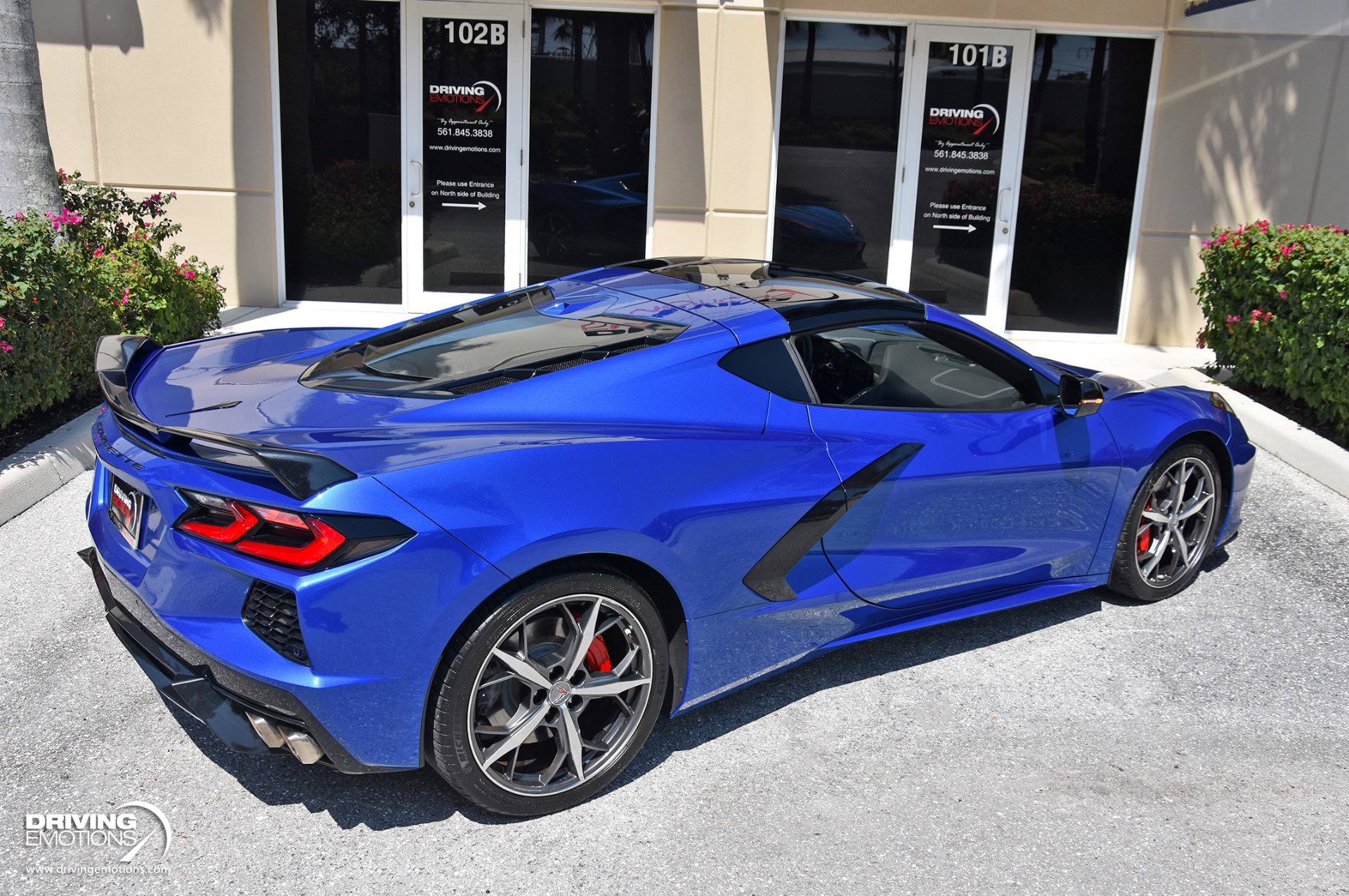 Used 2020 Chevrolet Corvette Stingray Premium Cpe w/ 3LT RWD image 24
