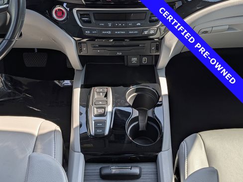 Used 2020 Honda Pilot Touring image 21