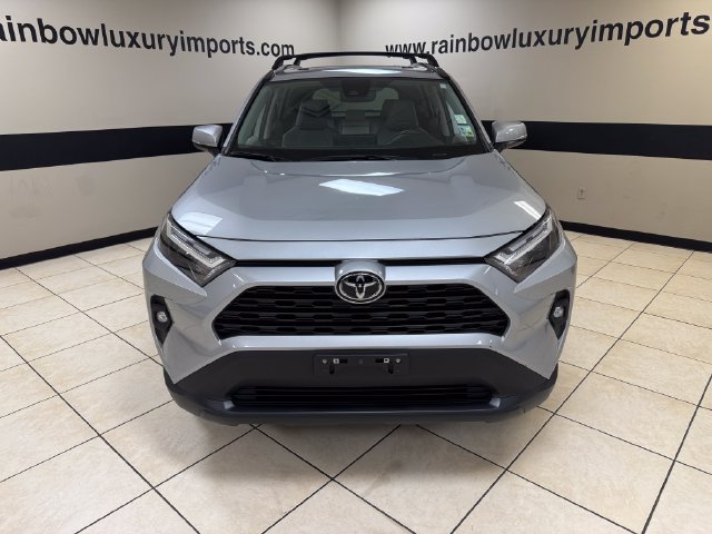 Used 2025 Toyota RAV4 XLE Premium FWD image 2