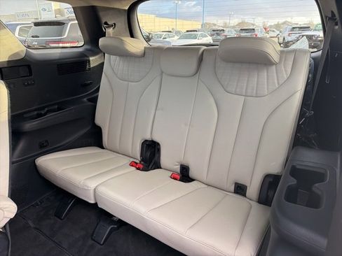 Used 2023 Hyundai Palisade Limited image 12