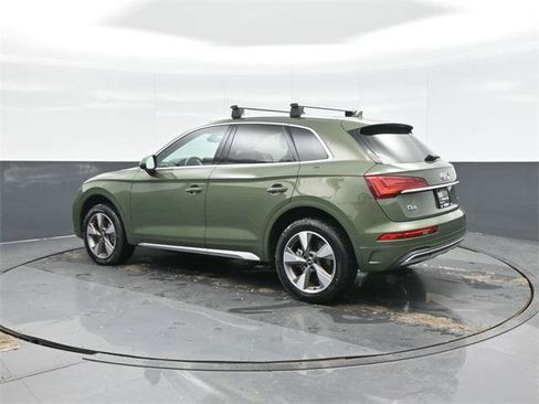 Used 2023 Audi Q5 2.0T Premium w/ Convenience Package image 5
