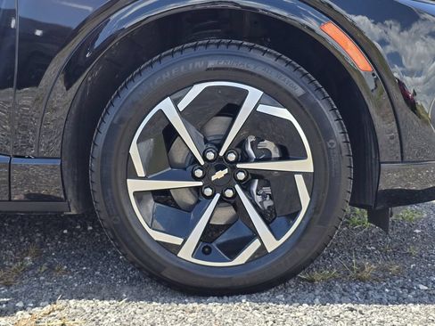 Certified 2025 Chevrolet Equinox EV LT FWD image 13