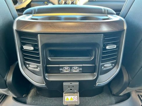 Used 2022 RAM 1500 Laramie AWD/4WD image 20