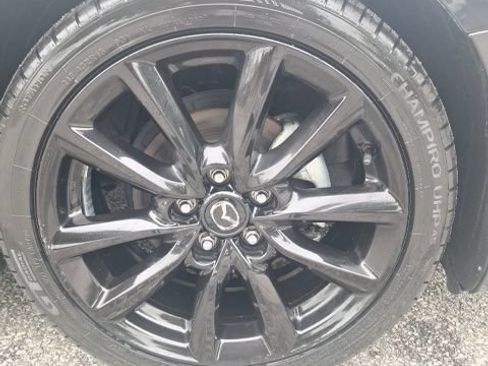 Used 2024 MAZDA MAZDA3 s FWD image 25