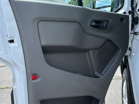 Used 2025 Ford Transit 250 Low Roof w/ Exterior Upgrade Package RWD image 9