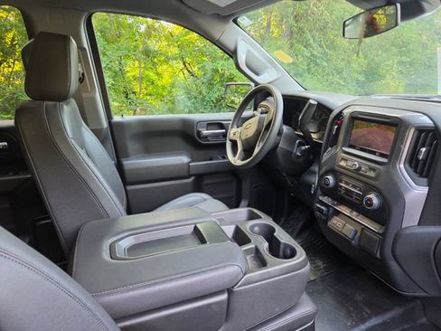 Used 2023 Chevrolet Silverado 1500 W/T w/ WT Value Package AWD/4WD image 23