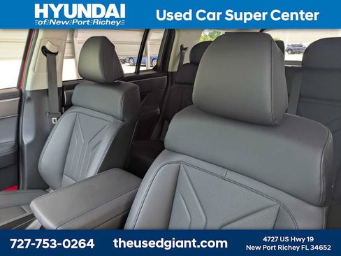 Used 2026 Hyundai Santa Fe SEL FWD image 7