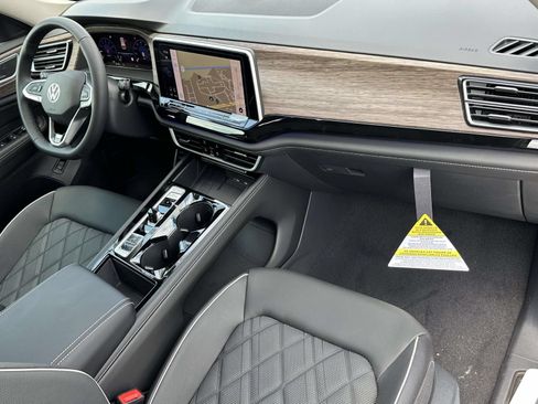 New 2026 Volkswagen Atlas SEL Premium R-Line AWD/4WD image 12