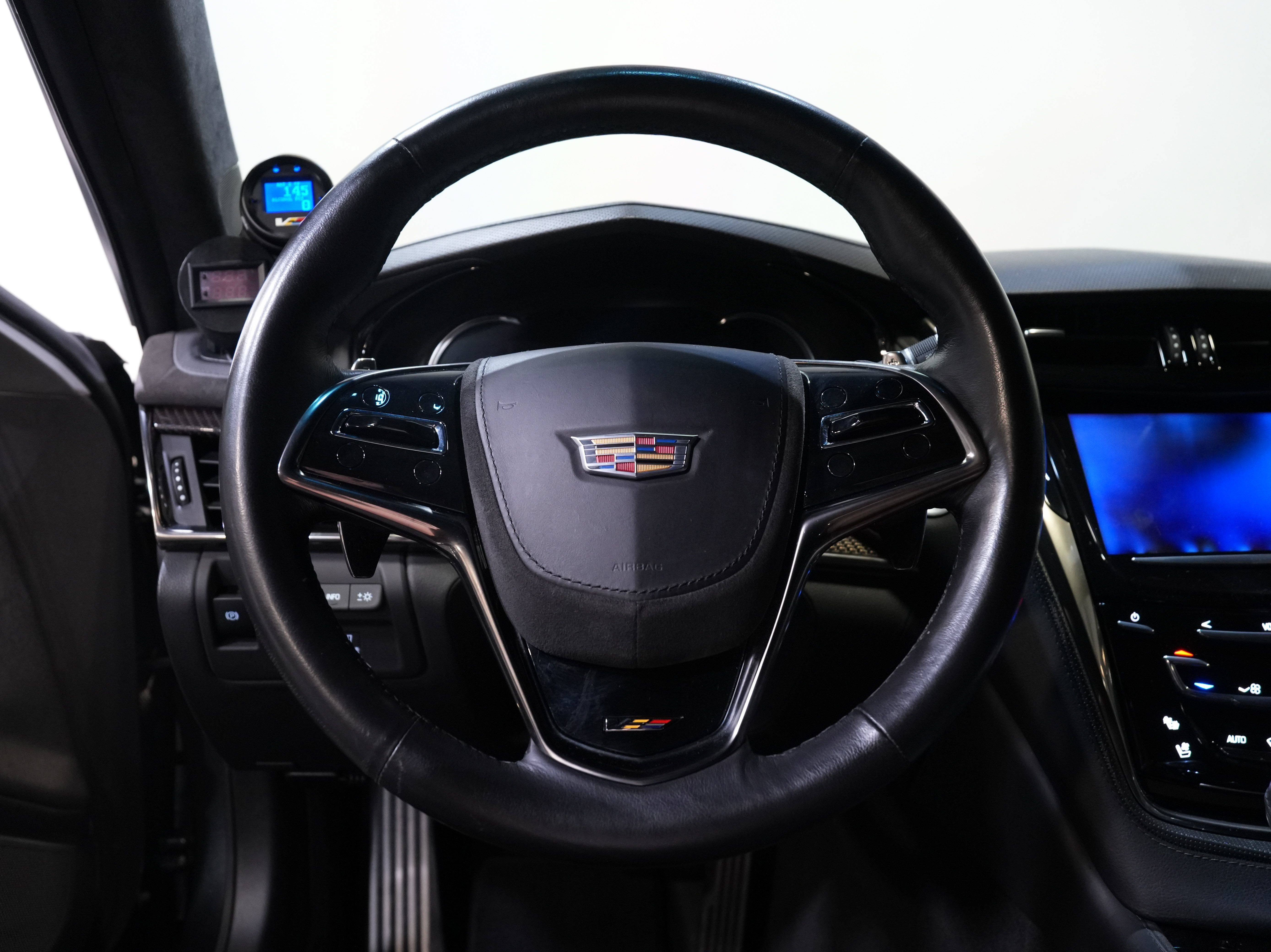 Used 2016 Cadillac CTS V w/ Luxury Package RWD image 41