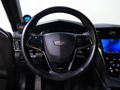 Used 2016 Cadillac CTS V w/ Luxury Package RWD image 41
