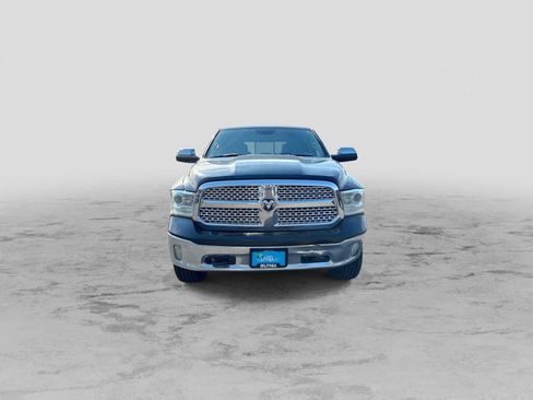 Used 2015 RAM 1500 Laramie AWD/4WD image 3