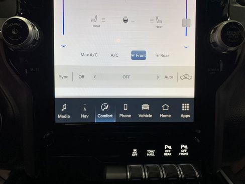 Used 2023 RAM 1500 Big Horn image 10