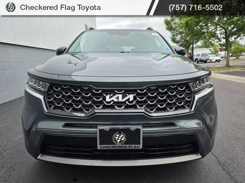 Used 2022 Kia Sorento S w/ Panoramic Sunroof Package AWD/4WD image 8