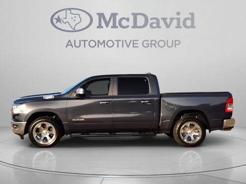 Used 2019 RAM 1500 4x4 Crew Cab image 2