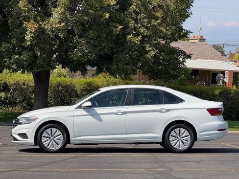 Used 2019 Volkswagen Jetta S FWD image 2
