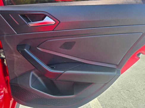 Used 2021 Volkswagen Jetta SE image 44