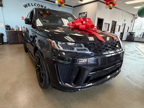 Used 2019 Land Rover Range Rover Sport SVR image 2