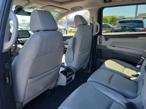 Certified 2024 Honda Odyssey EX-L image 15