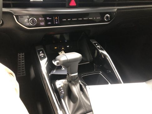 New 2026 Kia Sorento SX Prestige image 32